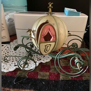 Vintage 1980s Franklin Mint Cinderella Pumpkin Carriage Figurine